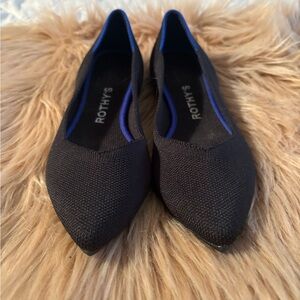 Rothy's Women's Black and Blue Flats